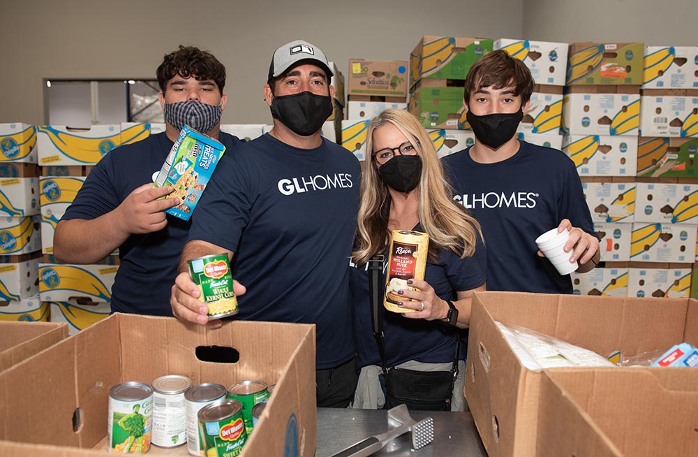 GL Homes employees at Feeding South Florida event