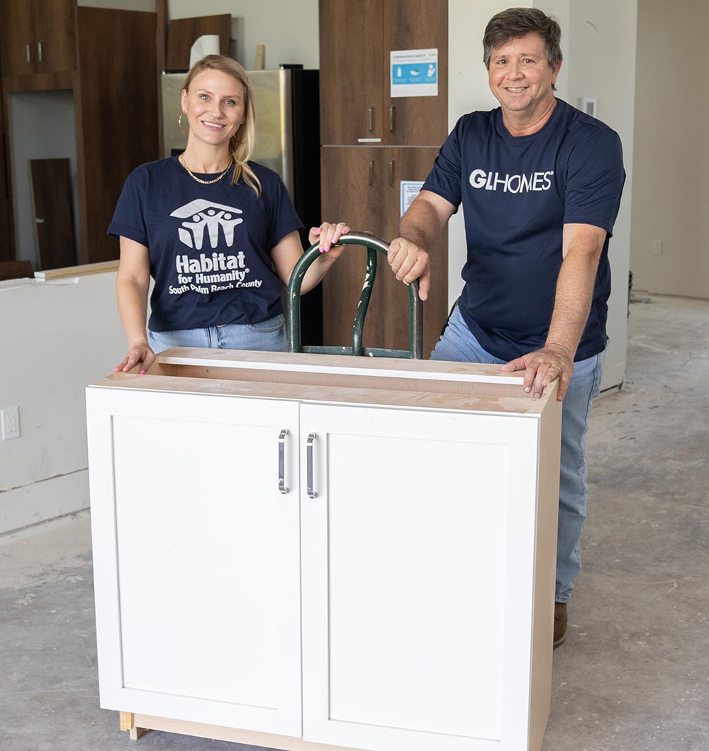 GL Homes donates cabinets to Habitat for Humanity.