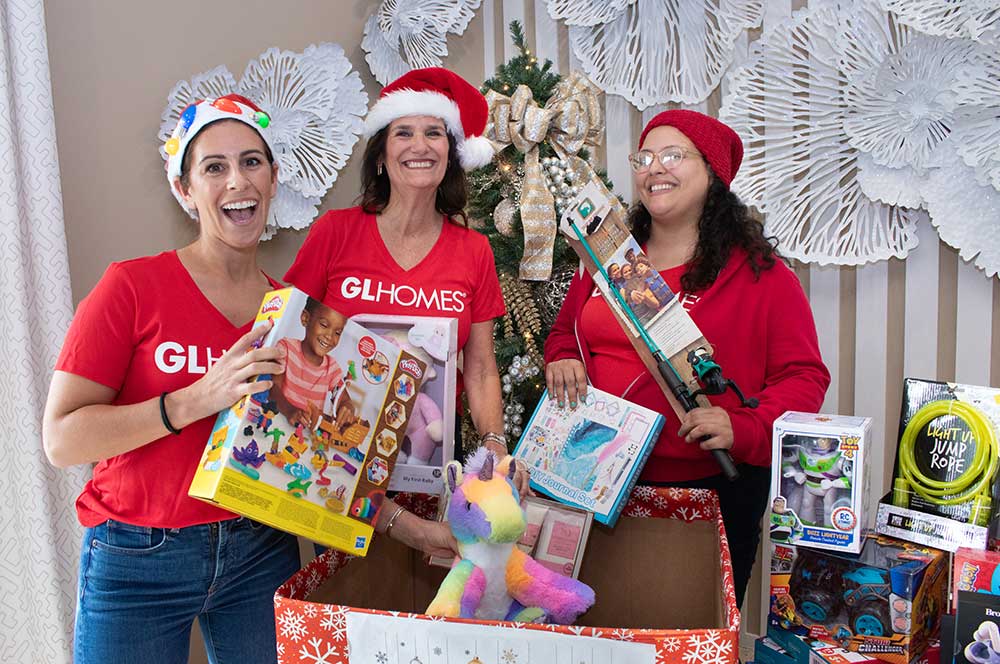 GL Homes helps Boys & Girls Club of Collier County kick off the holiday with a gift drive.