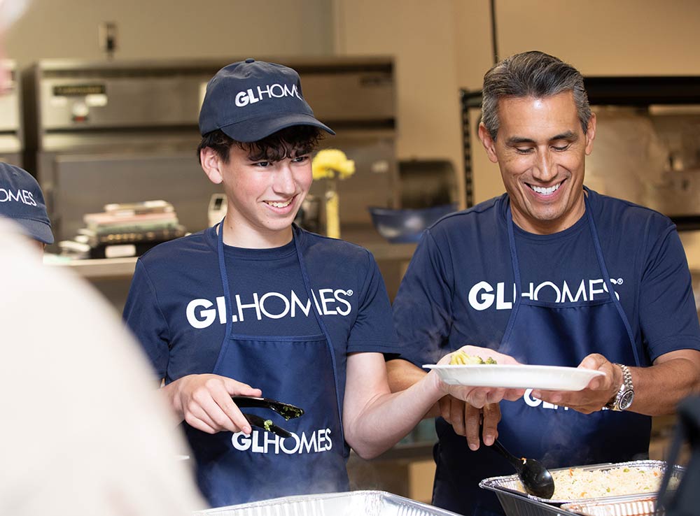 GL Homes volunteers at the Lewis Center in West Palm Beach, FL.