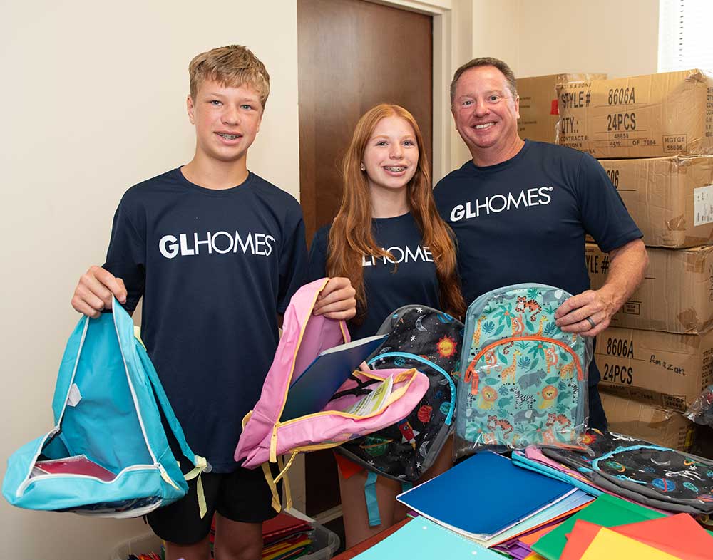 GL Homes volunteers at School Supplies Drive in Palm Beach County.