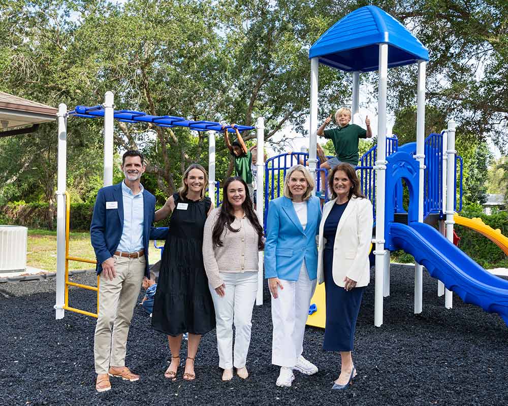 GL Homes donates to St. Matthew's House Wolfe Apartments. 